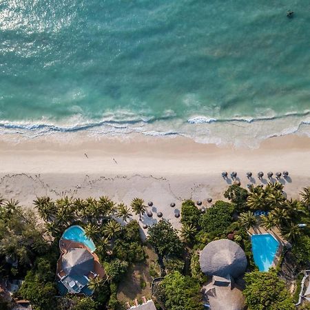 Diamonds Leisure Beach & Golf Resort Diani Beach Εξωτερικό φωτογραφία Aerial view of the beach