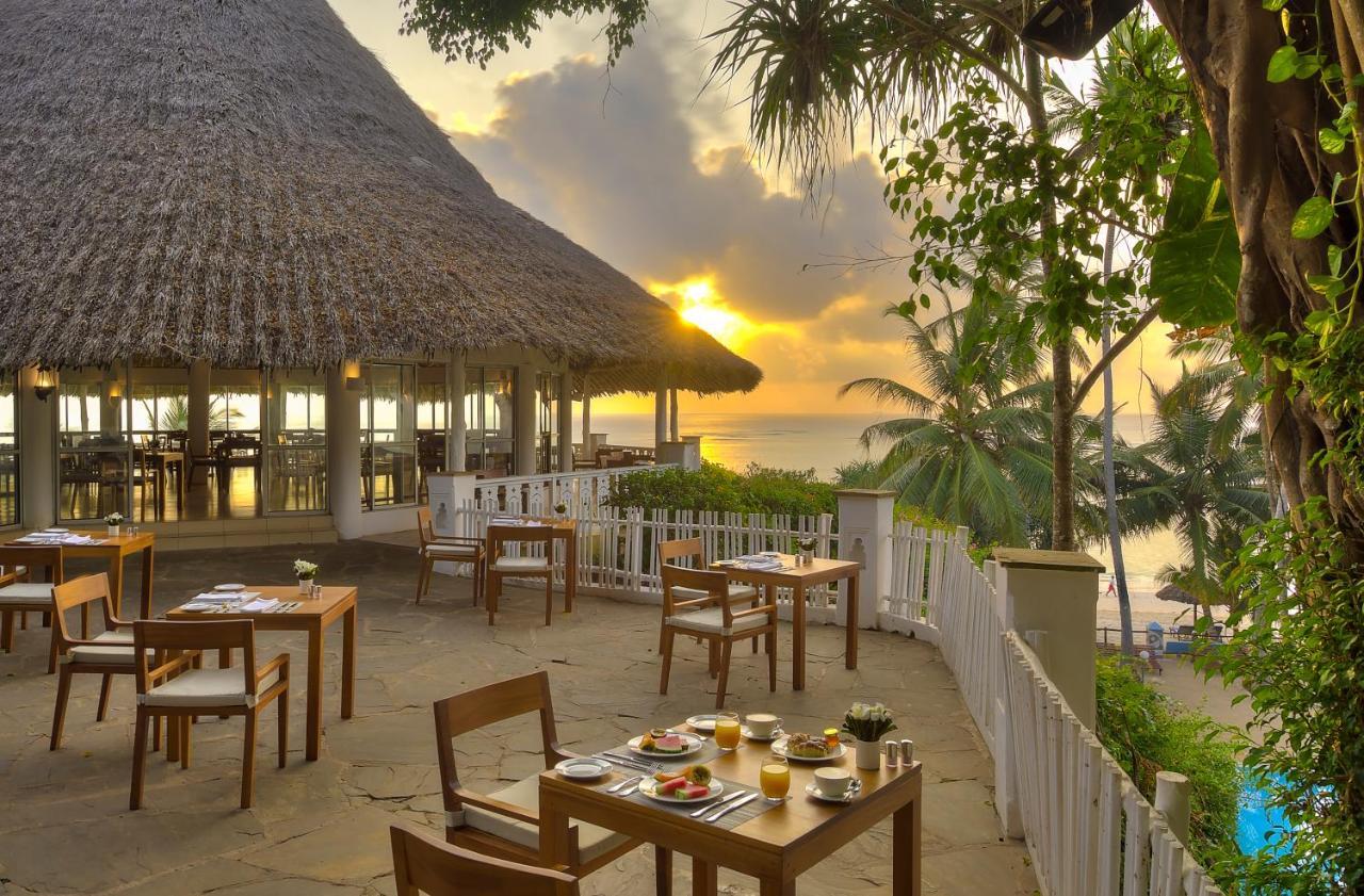 Diamonds Leisure Beach & Golf Resort Diani Beach Εξωτερικό φωτογραφία Sunset at the Beach Club
