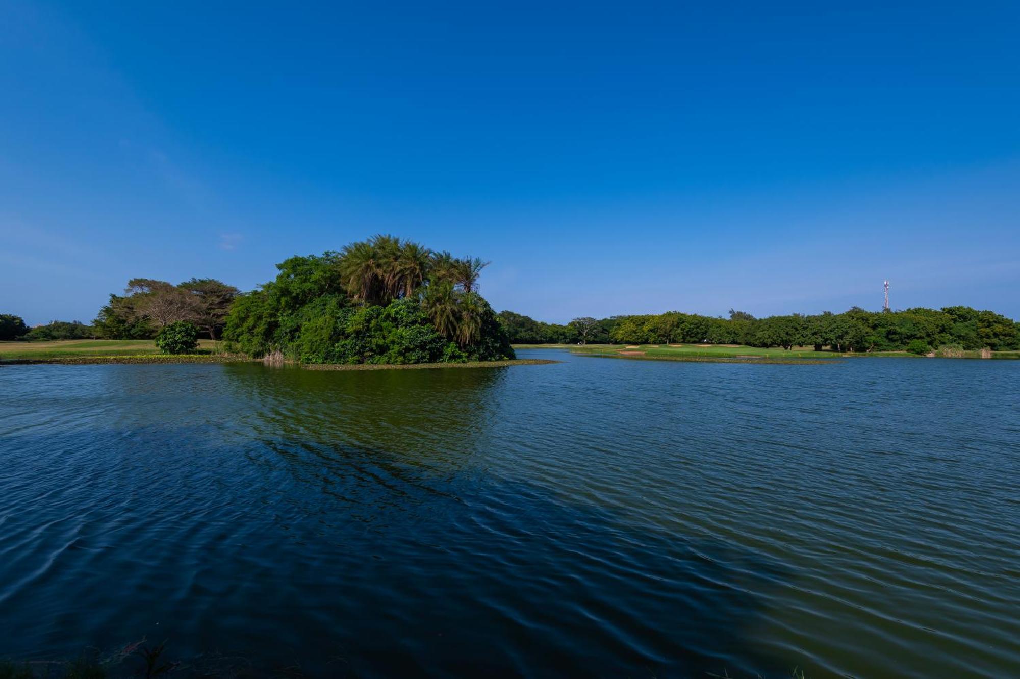 Diamonds Leisure Beach & Golf Resort Diani Beach Εξωτερικό φωτογραφία View of the lagoon