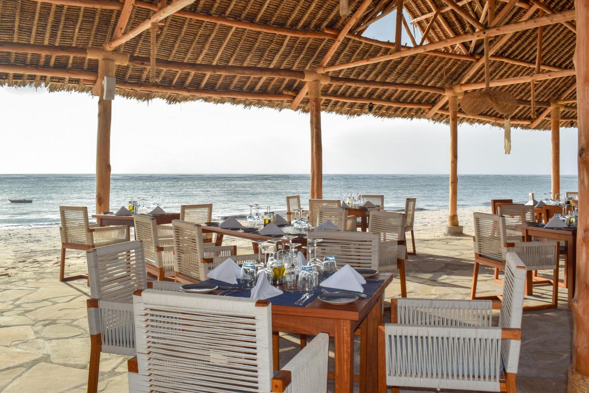 Diamonds Leisure Beach & Golf Resort Diani Beach Εξωτερικό φωτογραφία